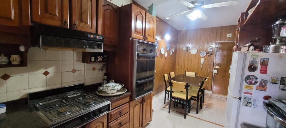 c6cd12ec-2dcf-4bf7-a831-8f38ae254ab4